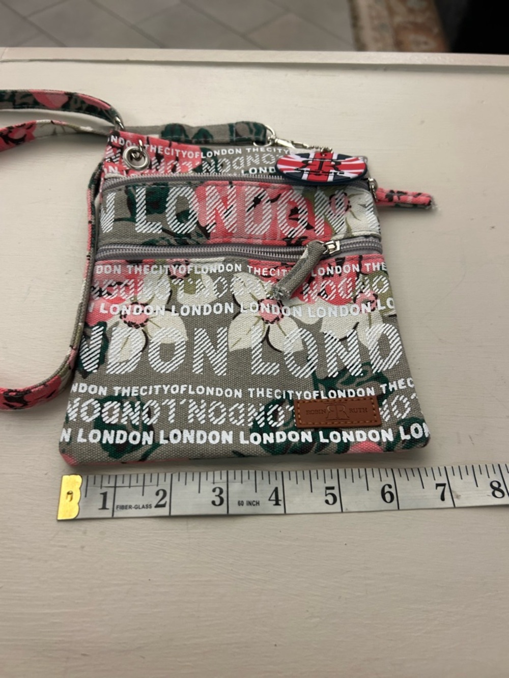 Robin Ruth London based crossbody bag. Great Shape - Picture 3 of 6